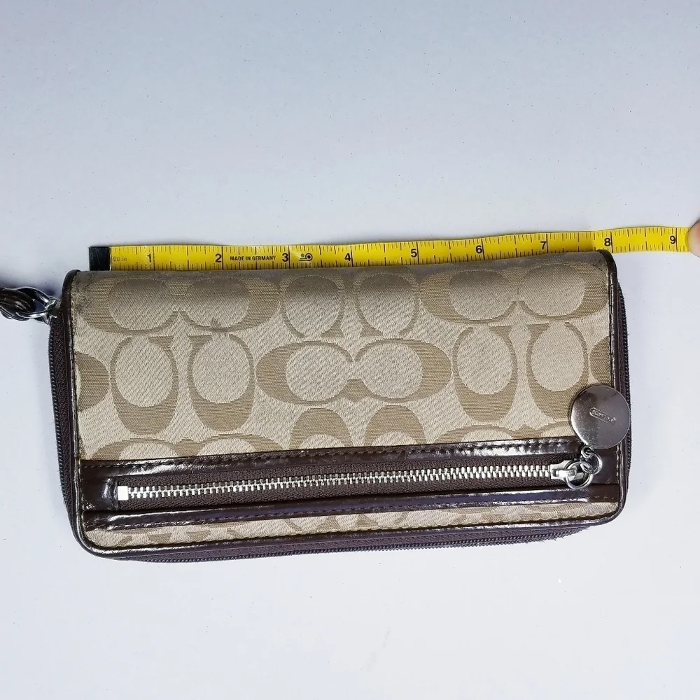 Coach |‎ Classic Signature Wallet